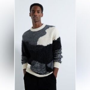 Zara Men's Black, Gray, and Cream Crewneck Sweater Size Medium